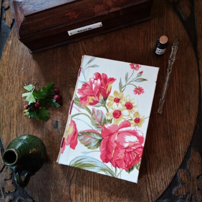 Red Roses - Vintage Leinen Skizzen-Journal